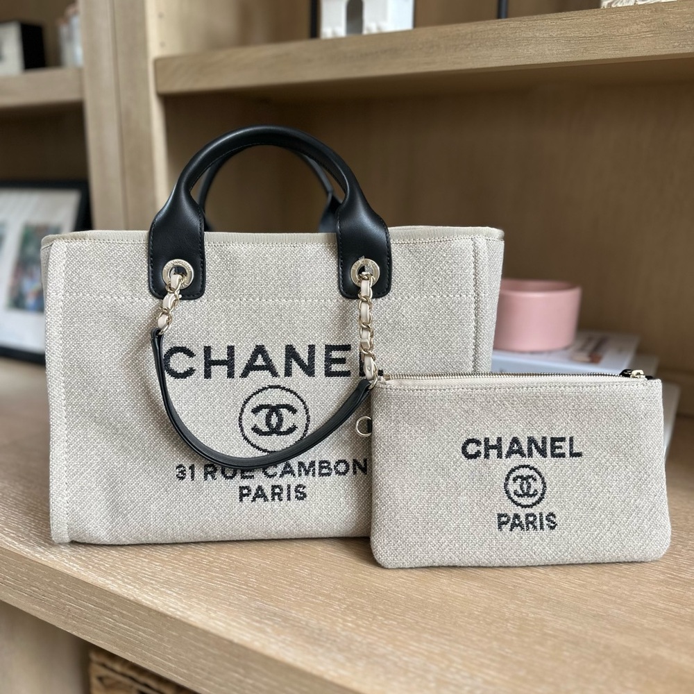 CHANEL Cream and Black Small 22s Deauville